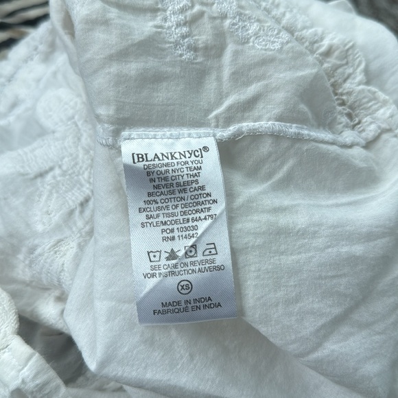 Blank NYC Off Shoulder Embroidered Blouse White XS - Picture 7 of 8